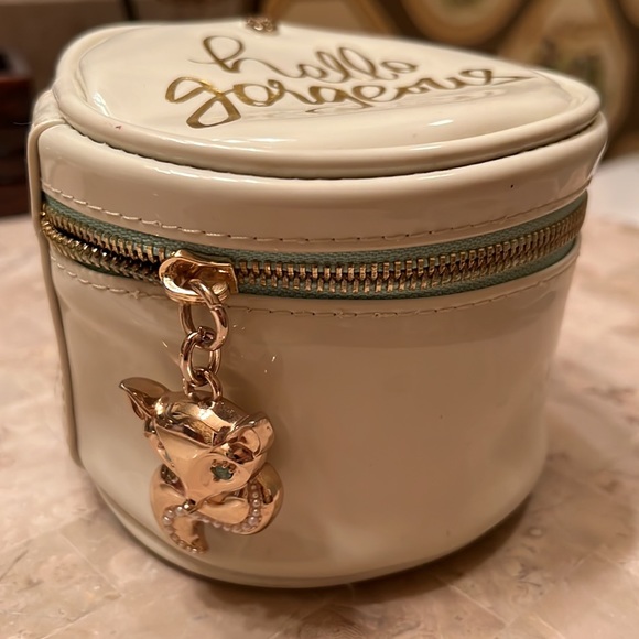 Spartina Jewelry Carrier - Picture 2 of 8